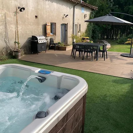 Logis Groly Gite Avec Spa En Campagne Proche Montauban Genebrieres Exterior foto