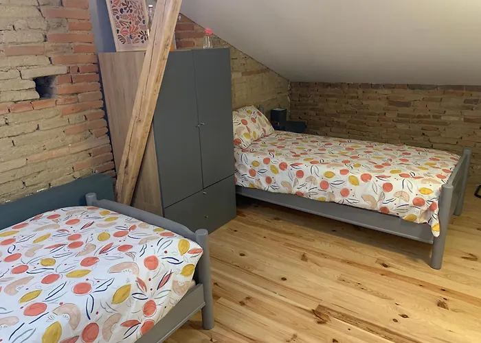 Logis Groly Gite Avec Spa En Campagne Proche Montauban